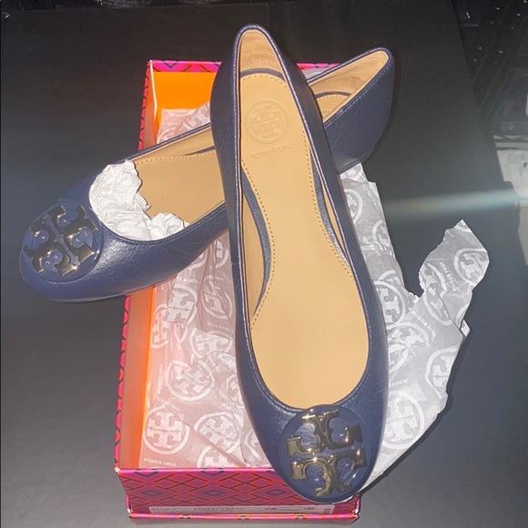 Tory Burch Flats - Picture 1 of 8